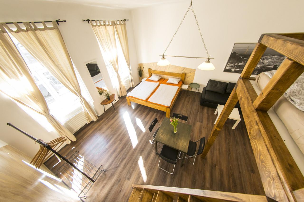 Freedom Rooms & Apartments Prag Exterior foto