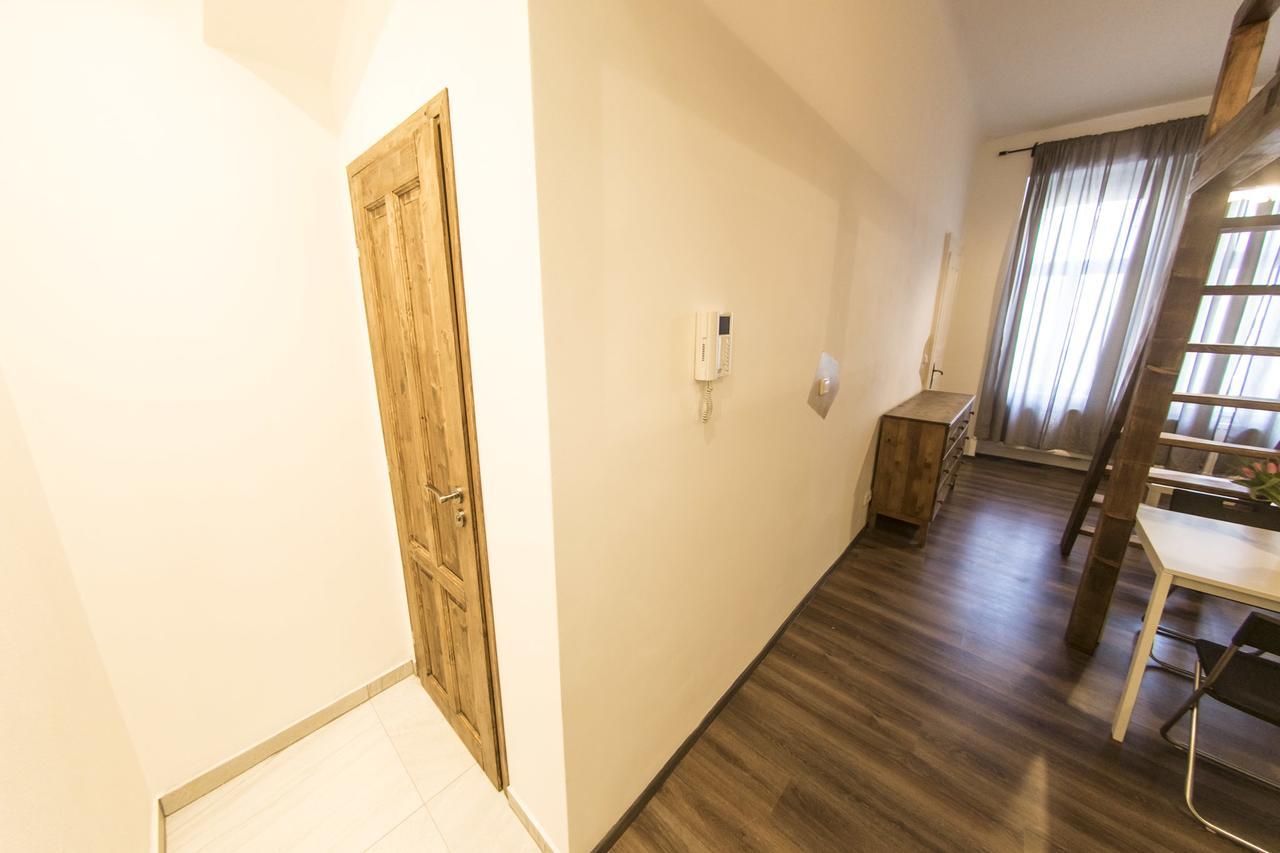 Freedom Rooms & Apartments Prag Zimmer foto