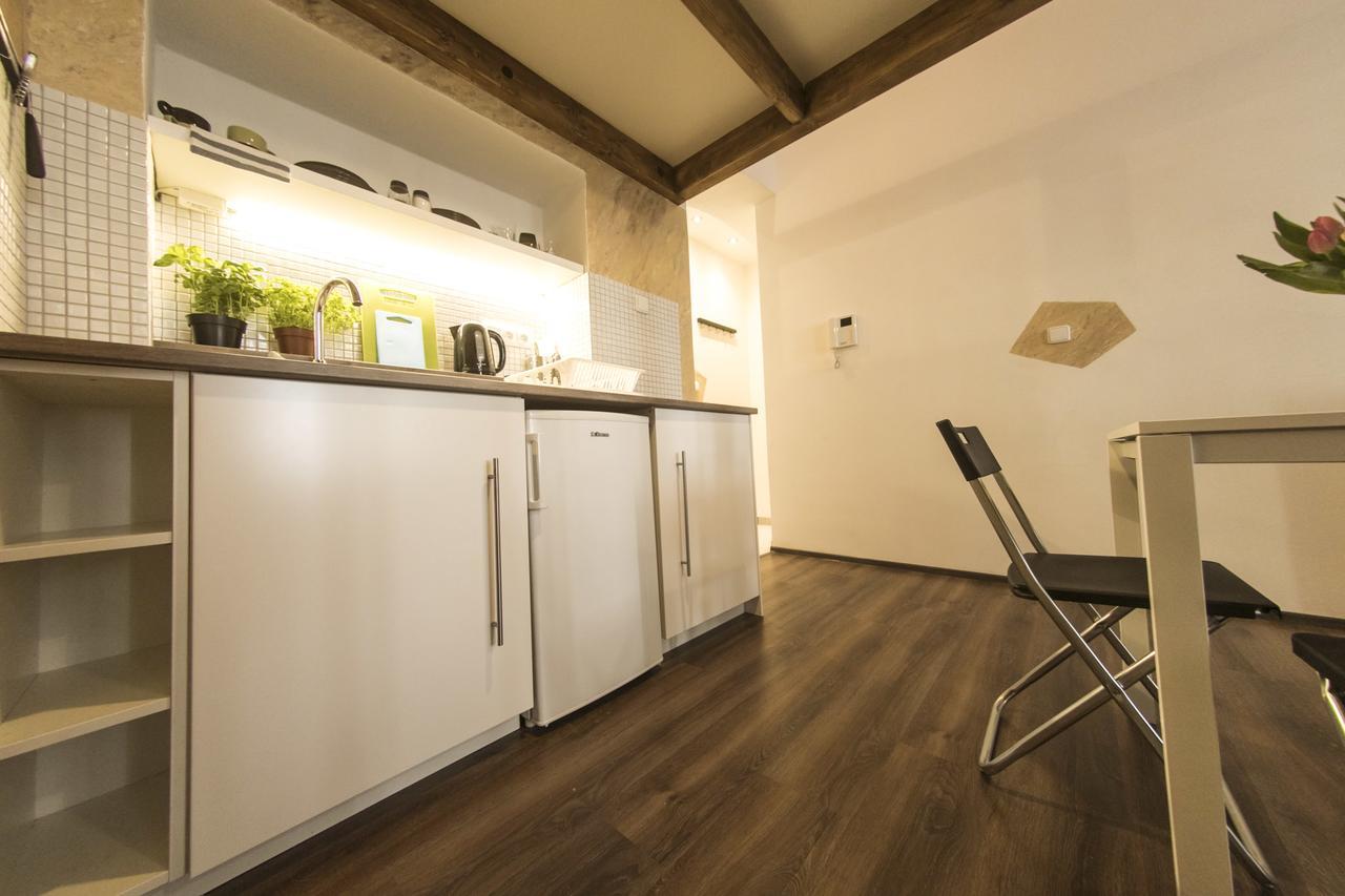 Freedom Rooms & Apartments Prag Exterior foto